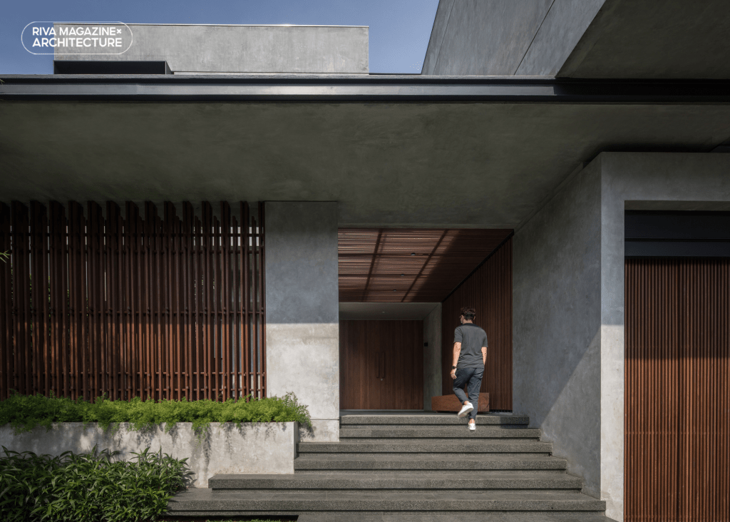 RJ House