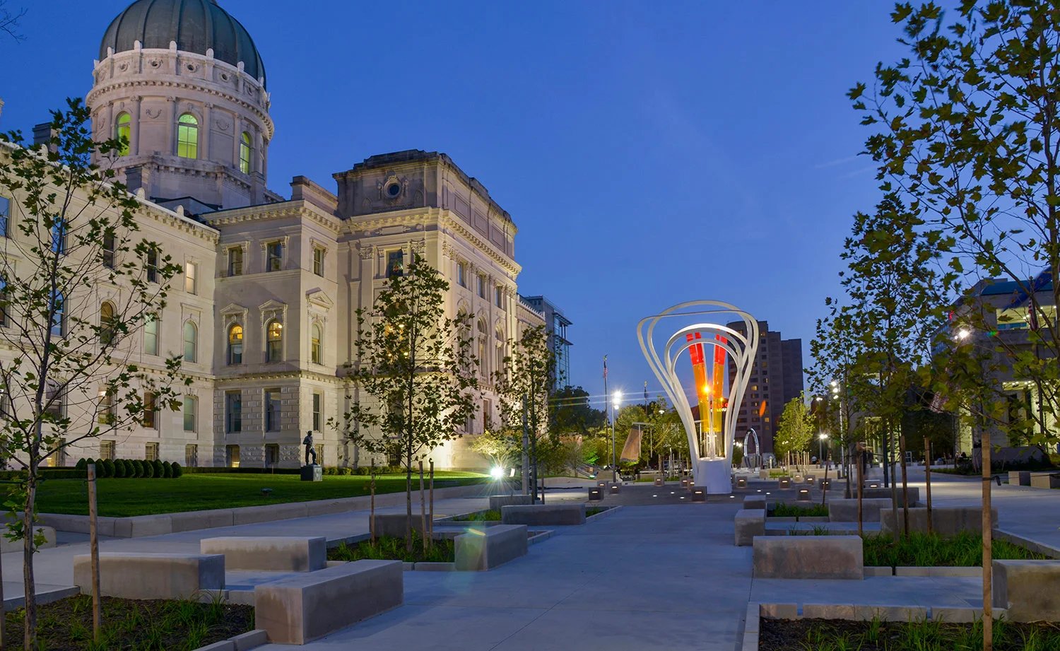 Indiana_Statehouse_Bicentennial_6.jpg