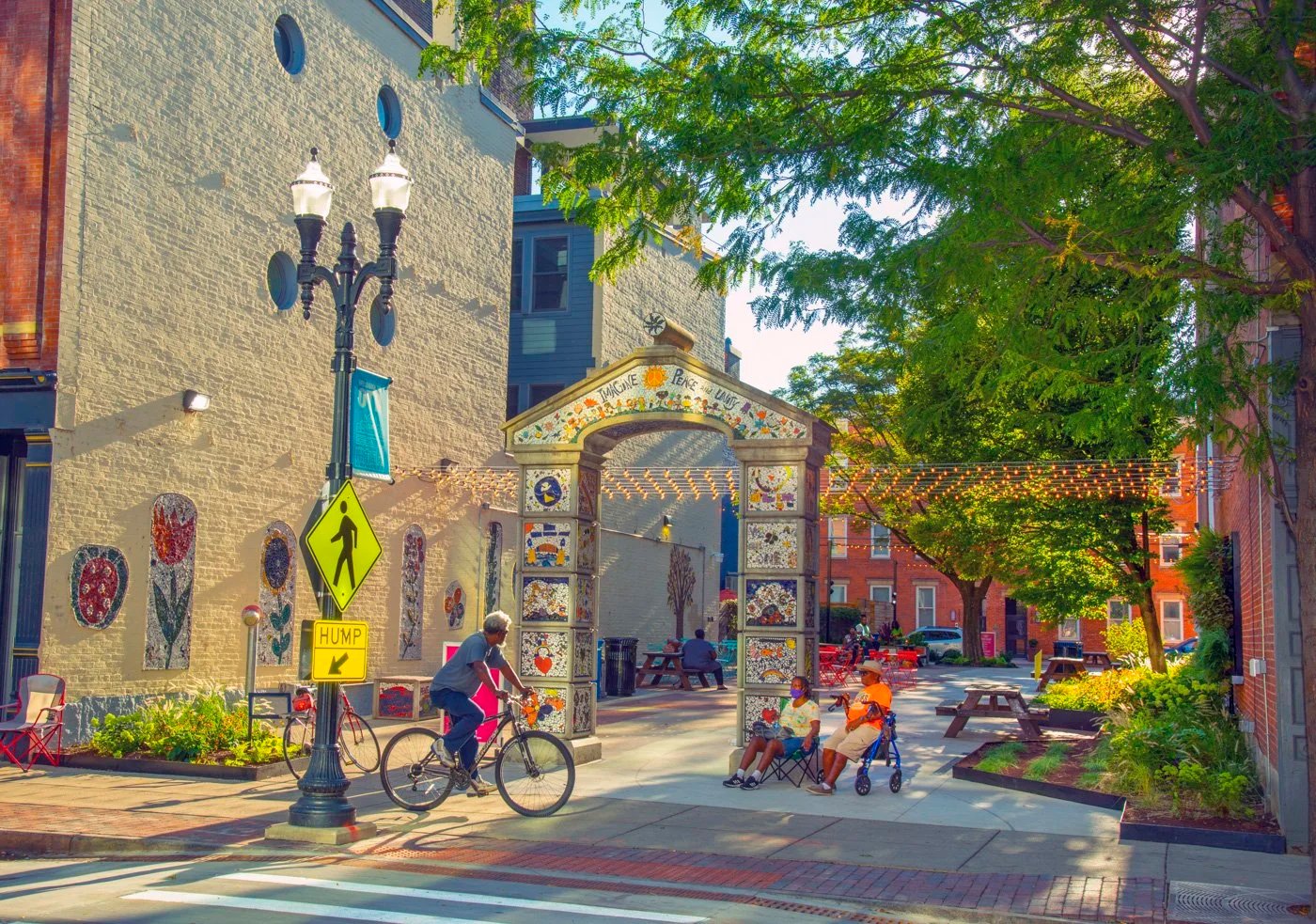 Con hẻm tưởng tượng