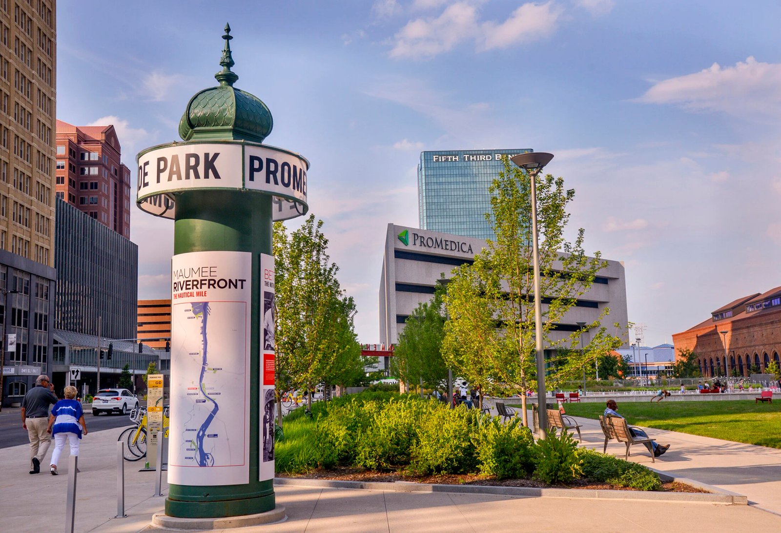 Công viên dạo chơi Betty Mauk 01.jpg