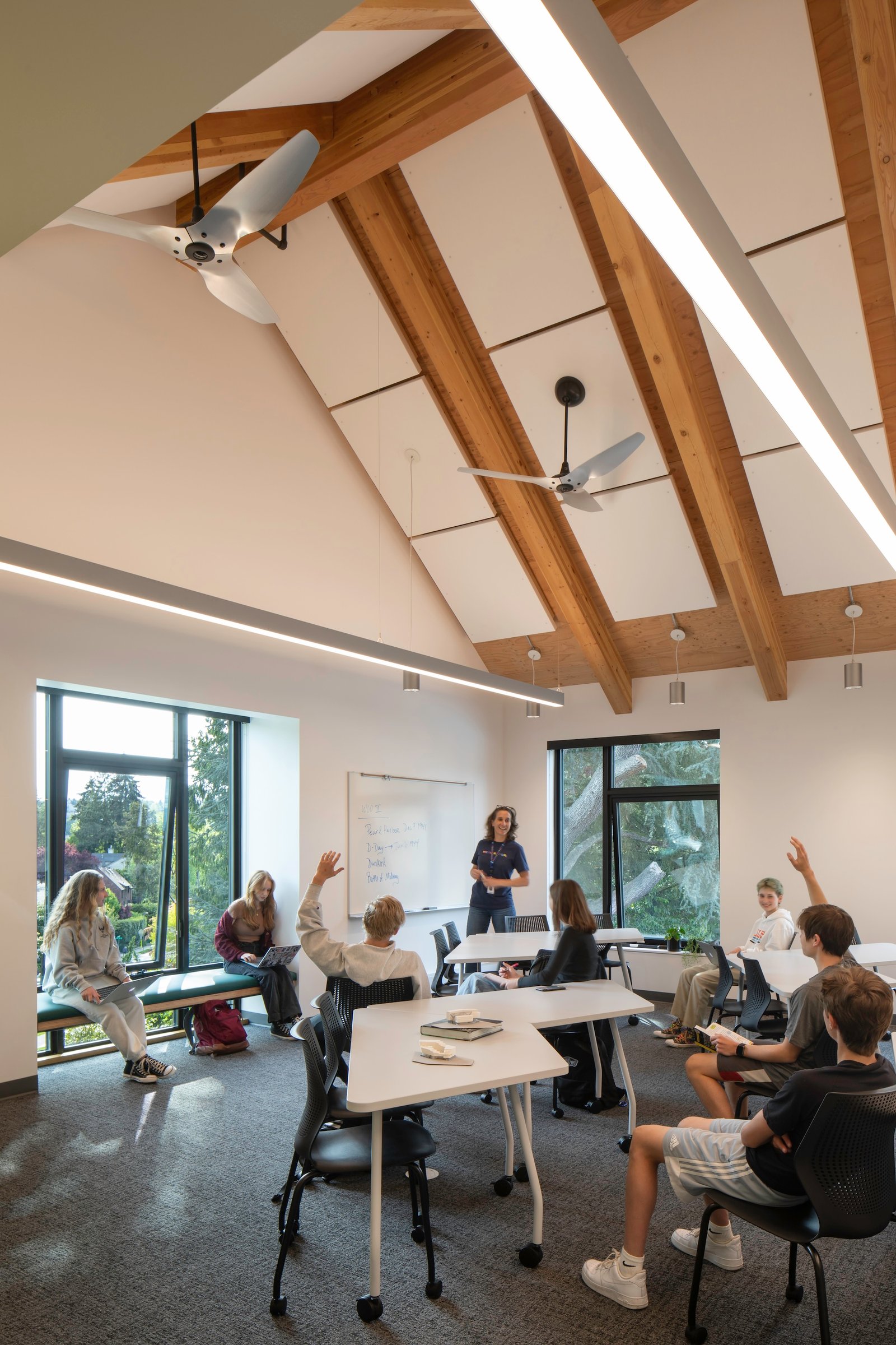 Trường trung học mới, trường Bush