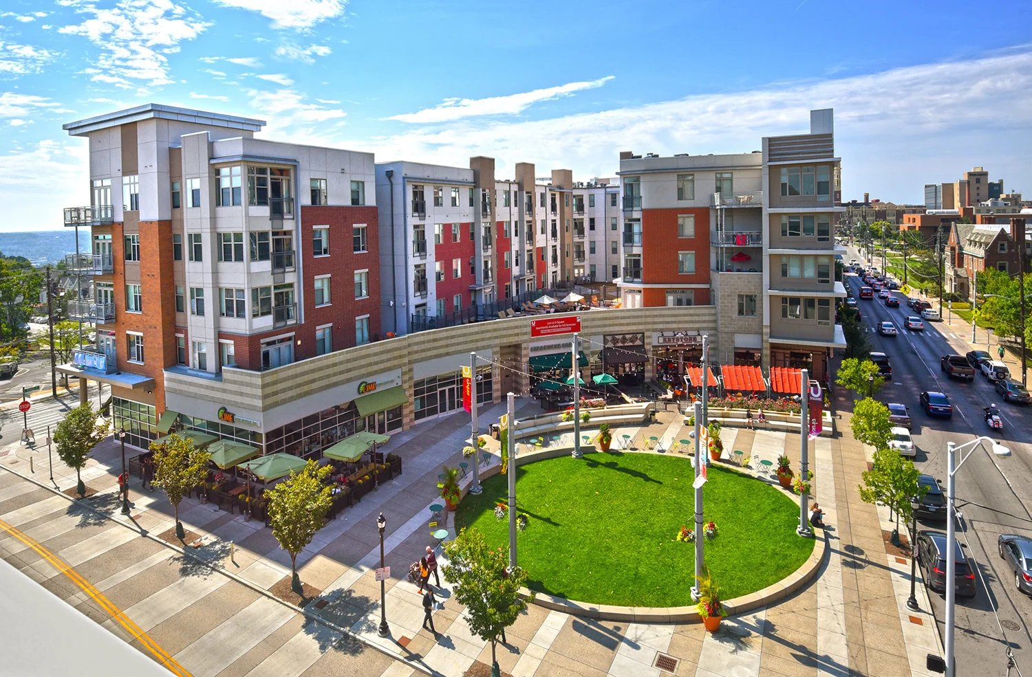 Quảng trường U tại The Loop