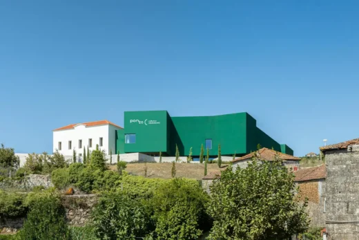 C - Văn hóa và phê bình Penafiel