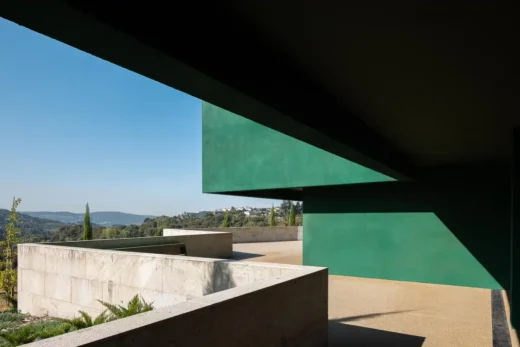 C - Văn hóa và phê bình Penafiel