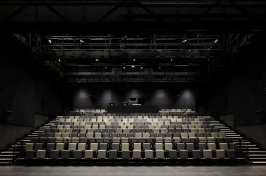 Trung tâm Sanaaq Montréal Canada