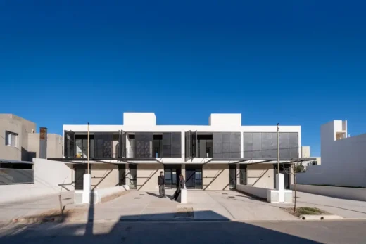 Nhà 2 tầng 4F Cordoba Argentina nhà