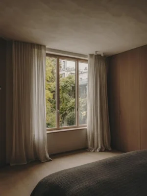 Louis Paris House quận 11