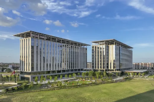 Khuôn viên công ty Wells Fargo, tòa nhà Irving, Texas