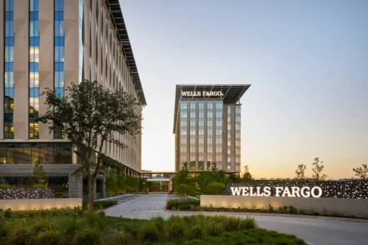 Khuôn viên công ty Wells Fargo, tòa nhà Irving, Texas