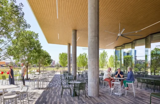 Khuôn viên công ty Wells Fargo, tòa nhà Irving, Texas