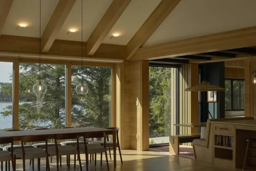 Bụng Nhà Cá Voi New Brunswick