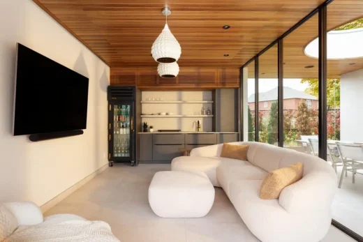 Khu nghỉ dưỡng sân sau hiện đại Cabana 18 Vaughan Ontario