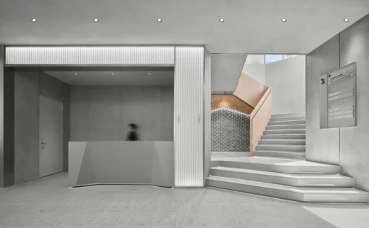 Cửa hàng DESCENTE Concept, in77 Hàng Châu Trung Quốc