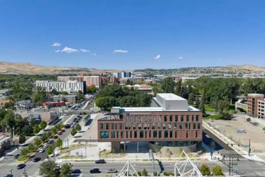 Tòa nhà Kinh doanh John Tulloch Đại học Nevada-Reno NV