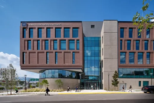 Tòa nhà kinh doanh John Tulloch tại Đại học Nevada, Reno