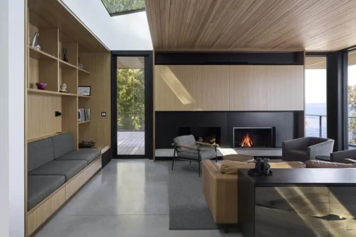 Nhà Tầng Willis Point British Columbia Canada