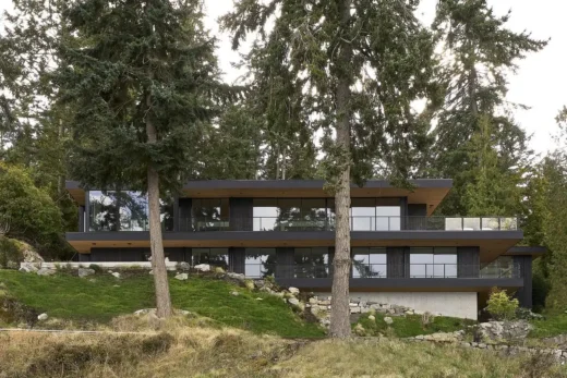 Layer House Khu dân cư Willis Point British Columbia