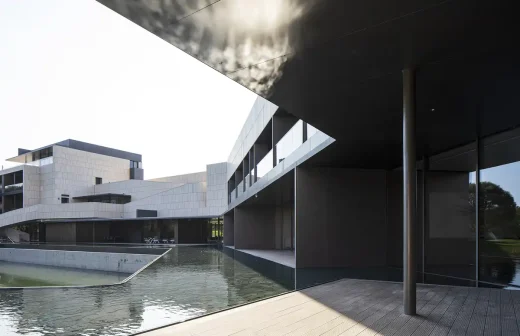 Resea Chic Space Tòa nhà Tần Hoàng Đảo