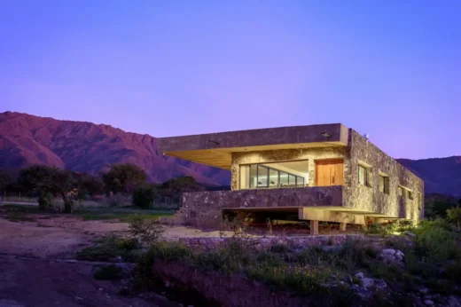 Nhà đá treo Yacanto Argentina