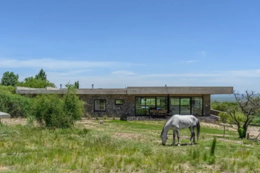 Nhà đá treo Yacanto Cordoba