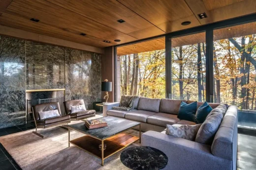 Nhà Woodland Ridge Toronto ON