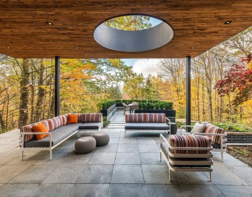 Nhà Woodland Ridge Toronto ON