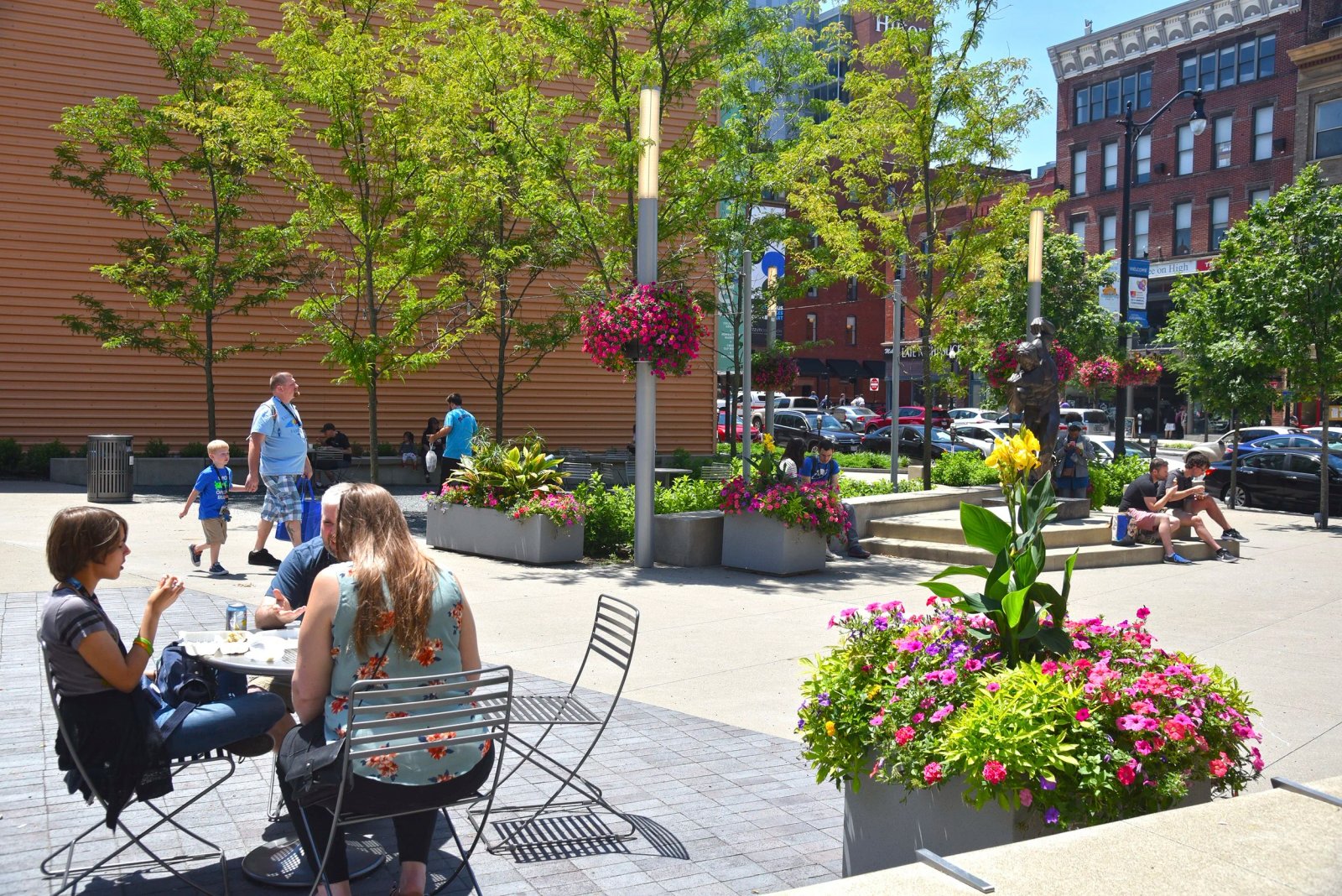 Mở rộng Trung tâm Hội nghị Columbus và Cảnh quan Đường phố