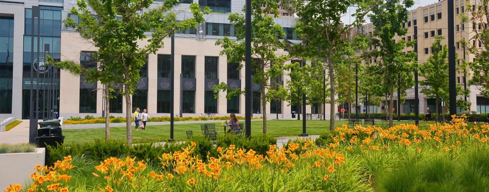 Trung tâm Chính phủ Michael B. Coleman và Khuôn viên Thành phố