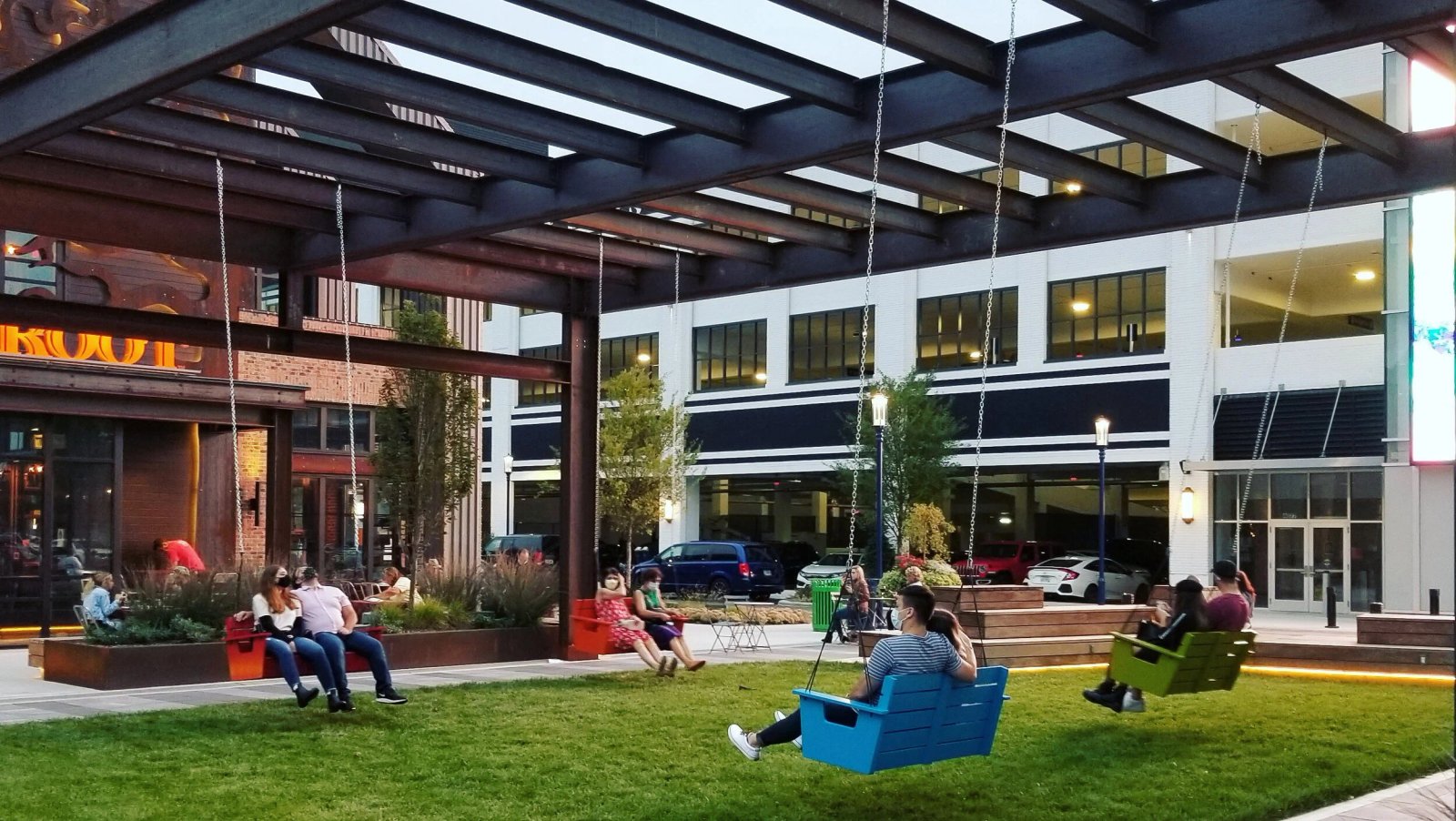 Quận 24 Easton.jpg