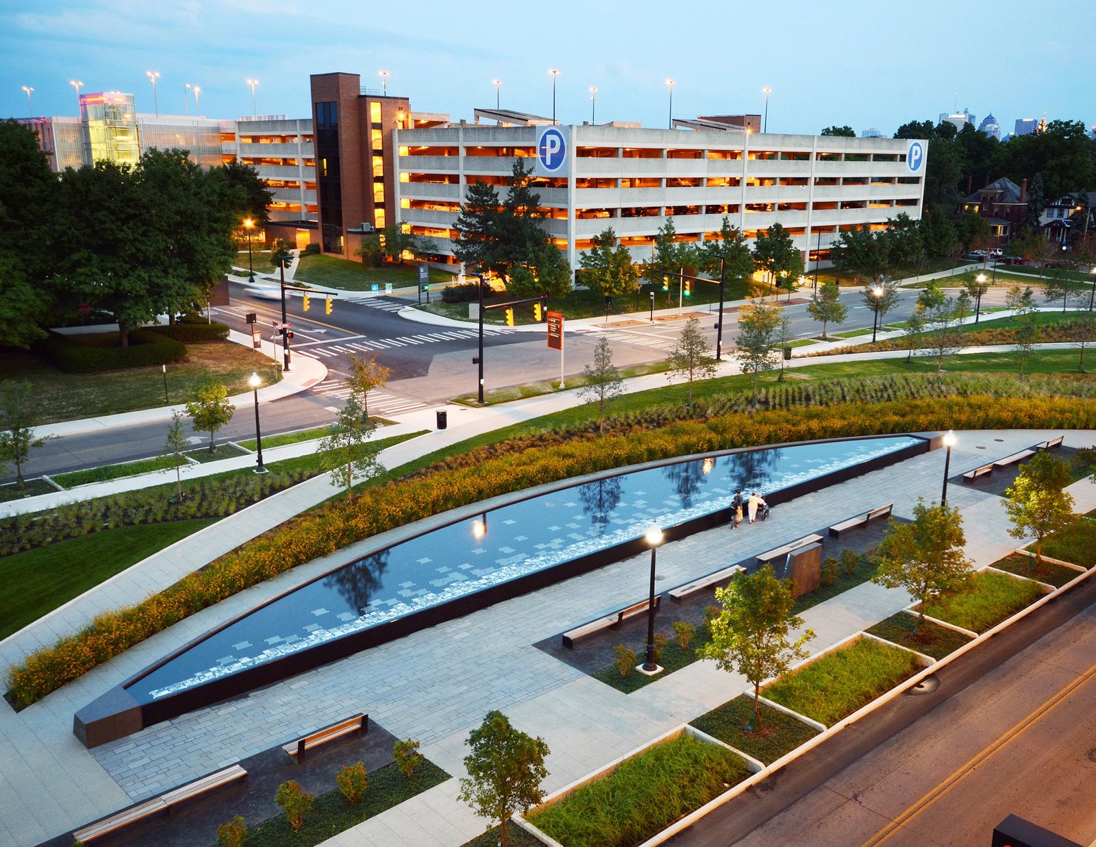 Công viên Tinh thần Phụ nữ Chlois G. Ingram