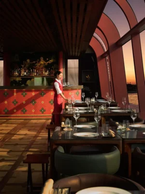 Du thuyền, quán bar và nhà hàng Apsara Sông Chao Phraya Bangkok