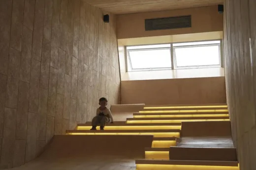 Tác phẩm sắp đặt trong mây Tỉnh Ninh Ba