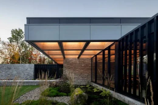 La Maison de la Baie de l’Ours Saint-Donat Quebec Canada