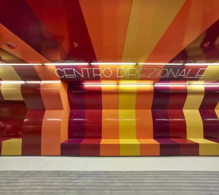 Ga trung tâm tàu ​​điện ngầm Naples: Centro Direzionale