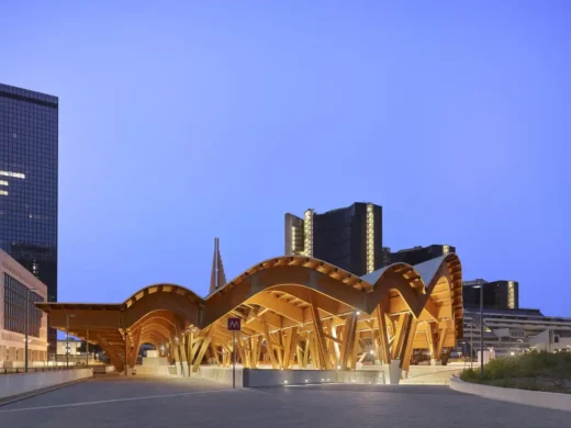 Ga trung tâm tàu ​​điện ngầm Naples: Centro Direzionale