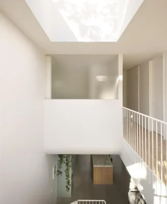 ShoeBox CHB Petit Laurier Montréal Canada