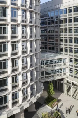 Tân trang lại tòa nhà Space House Covent Garden London