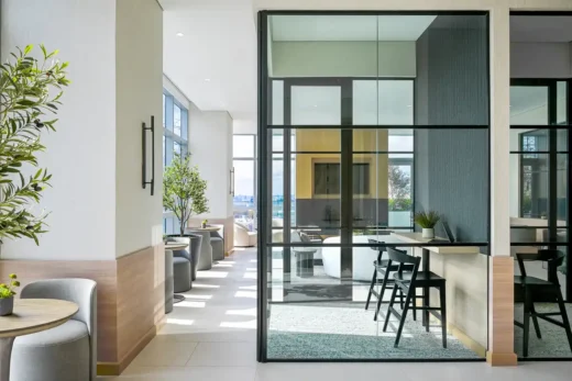 Nội thất của Journal Jersey City, NJ, phòng làm việc