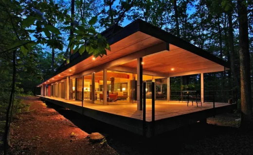 Sông đôi ở suối nước nóng Lost Valley Virginia