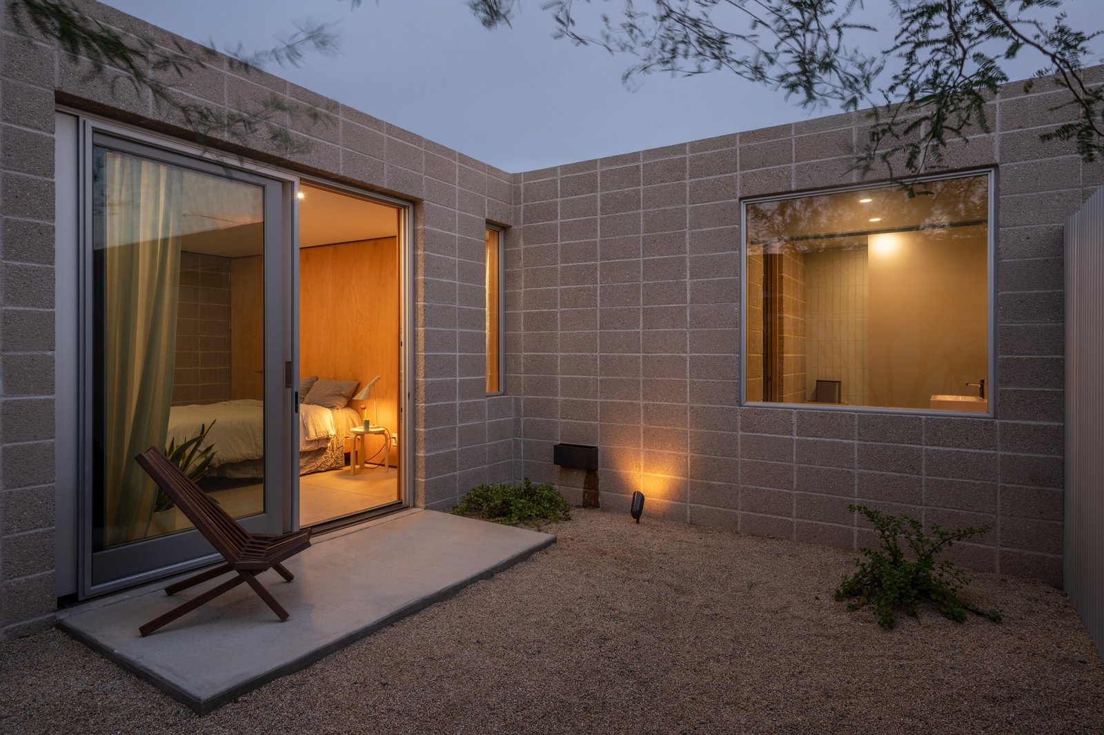 nơi ẩn náu trên lòng bàn tay