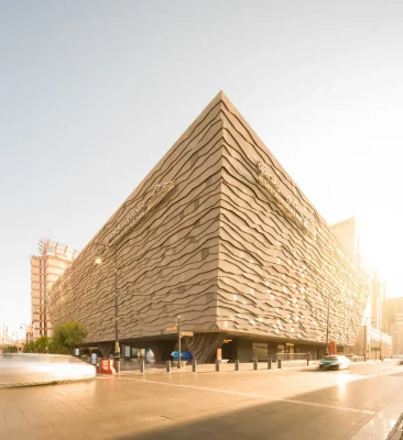 Như Bảo tàng Safiyyah và Công viên Medina Ả Rập Saudi