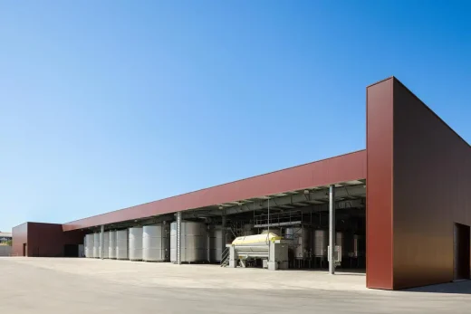 Hầm rượu vang Borges Sabrosa phía bắc Bồ Đào Nha