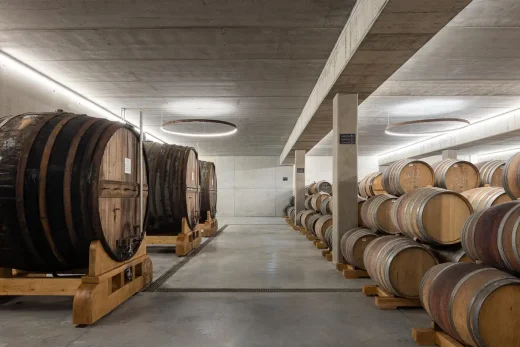 Hầm rượu vang Borges Sabrosa phía bắc Bồ Đào Nha