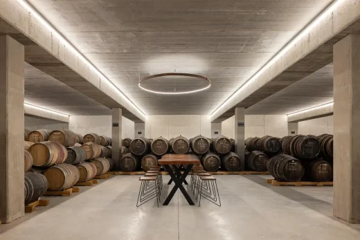 Tòa nhà thương mại Borges Wine Cellar Sabrosa Bồ Đào Nha