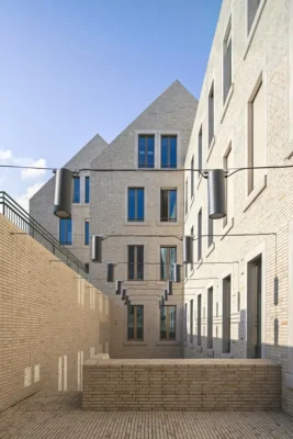 Tòa thị chính và Thư viện Thành phố Bruhl Rhineland Đức