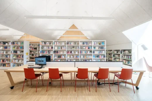 Tòa thị chính và Thư viện Thành phố Bruhl Bắc Rhineland Đức