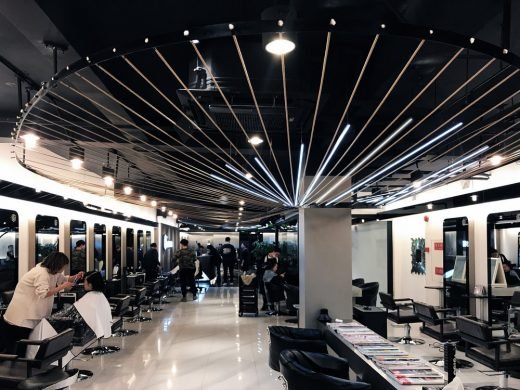 Chảy trong tiệm làm tóc ở Thượng Hải