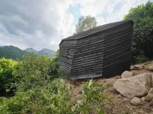 Cabin Forestone ở dãy Pyrenees của nơi trú ẩn IAAC