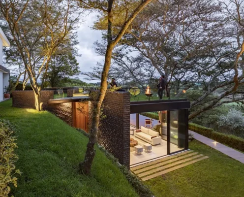 Ngôi nhà đá ẩn Puembo Ecuador