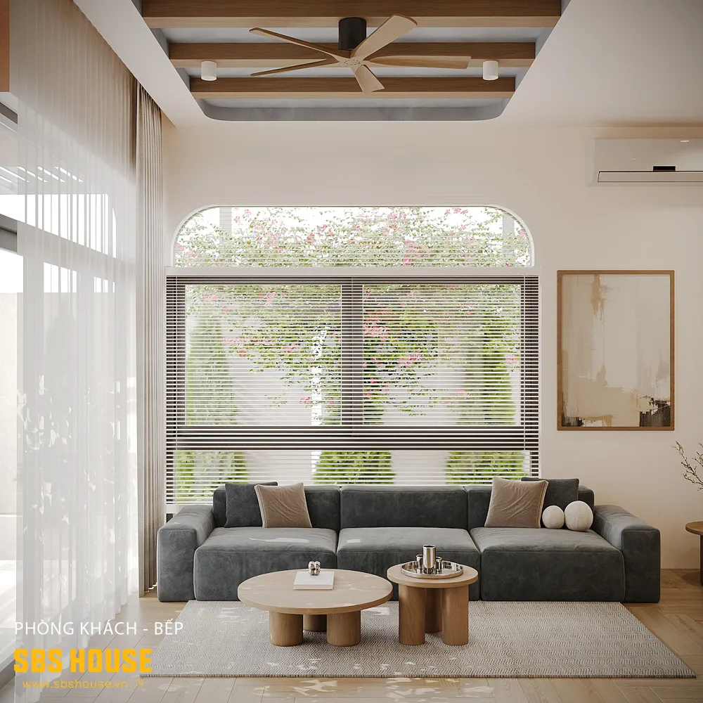 Ánh sáng tự nhiên được đưa vào có kiểm soát, lan tỏa sâu trong không gian mà không gây chói gắt, góp phần tạo nên nhịp sống nhẹ nhàng và dễ chịu mỗi ngày.